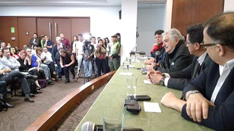 “Pepe” Mujica con los representantes de los trabajadores