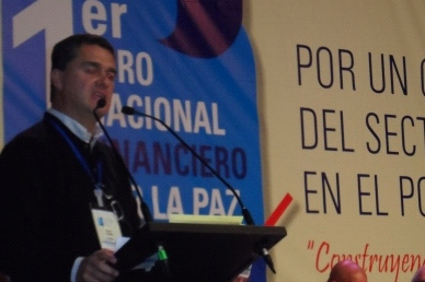 Carlos Raúl Yepes. Expresidente de Bancolombia.