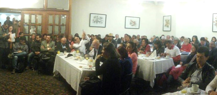 Encuentro de las centrales sindicales y 41 organizaciones sociales en Bogotá, que reactivó el Comando Nacional Unitario.